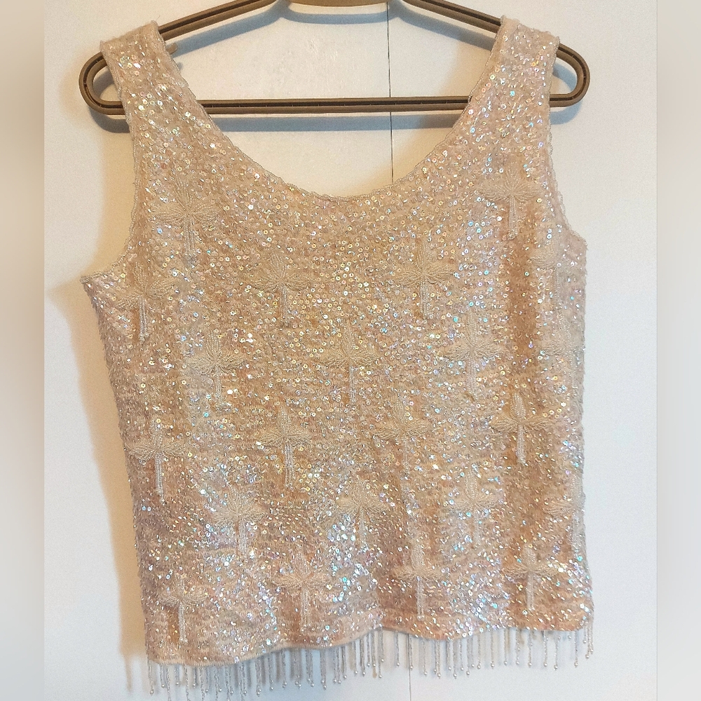 Vintage rare 1950's hand beaded, sequined sleeveless cream women's top med ✨️